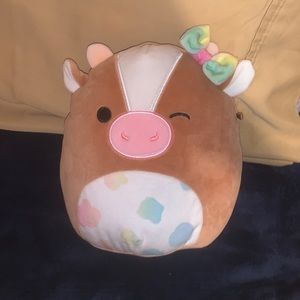 Griella w bow squishmallow NWT